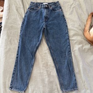 Zara Tapered Mom Jean
